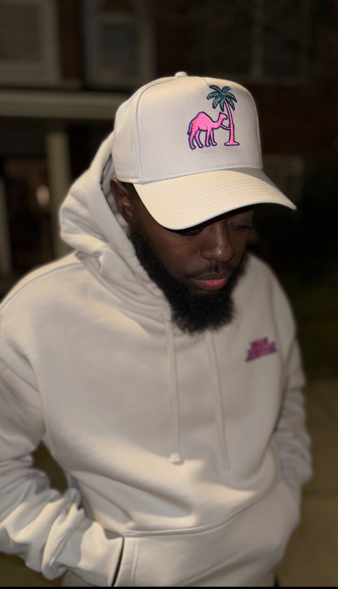 Tie Your Camel Pink Gum